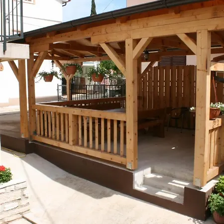 Appartement By The Sea - 4198