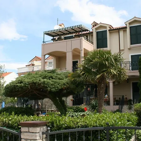 Apartments By The Sea Vodice - 4198 Apartment *