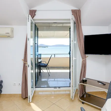 By The Sea - 4198 Apartment *