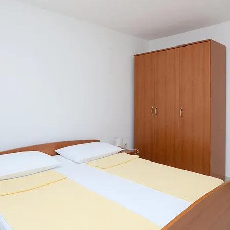 Apartment By The Sea - 4198 Vodice