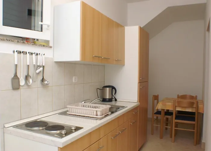 Apartments By The Sea Vodice - 4198 Apartman *