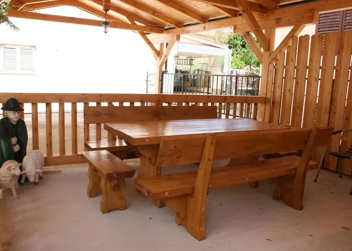 Apartments By The Sea Vodice - 4198 Apartman *